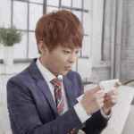 [시우민] 또 <b>꼴</b><b>등</b>이네~