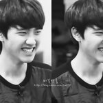 [EXO] 우리 동네 계단에 <b>아침</b>마다