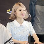 눈썹 색깔 진짜 연한데 그게 귀여운 <b>리지</b>ㅋㅋㅋ