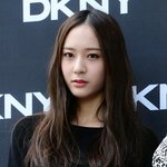[크리스탈] 여자가봐도 이래 예쁜 클쓰..