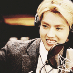 [크리스] 비서들 크리스 모닝콜 다운받았어?ㅠㅠ