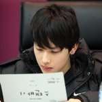 집중한 모습도 <b>훈훈</b>한 아이돌