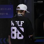 [시우민] 좋아하는 사랑스런 민석이의 <b>뒷모습</b>