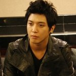 男아이돌의 가죽자켓 사복 패션<b>st</b>