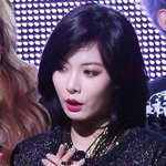 <b>흑발</b> <b>단발</b>머리 현아 시크한 매력