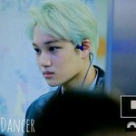 [EXO] 종인이머리색뭐임?