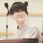 [EXO] 조카웃겨ㅋㅋㅋ흑발하고사생사진떳을때
