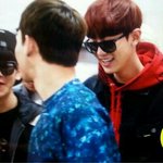 [백현]  비글라인 셋이서 무슨얘기해? <b>신나</b>써