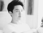 [EXO] 도경수빨리나<b>자야</b>되니까거실가!!