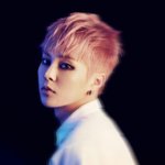 [시우민] <b>진주</b>귀걸이를 한 슈밍