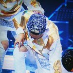 [카이] 한장주의) 종인이 무릎성<b>애자</b> 모여라~