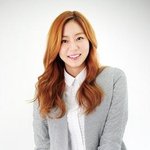 [유이] 유이가 보여주는 졸업 <b>사진</b>의 올바른 <b>예</b>~ㅋㅋ