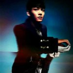 [EXO] 종대 <b>상하</b>반전짤이다 들고가