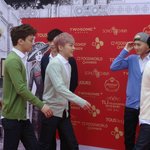 [시우민] 민석이 <b>소매</b> ㅠㅠㅠ