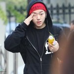 <b>수수</b>한 느낌의 男아이돌 출근길 사진 모음