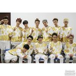 [시우민] <b>sm</b>페북 단체사진업뎃