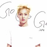 [시우민] ㅅㄷ)오늘 새벽에 민석이에게 <b>구애</b>의춤 추고싶다던 웅녀