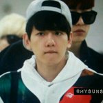 [EXO] 백현이는어깨가점점자라는듯