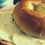 <b>담백</b>한 맛이 매력적인 베이글