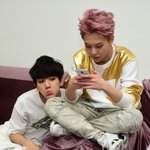 [EXO] 시우민 검은색 노트 뜨리 아니었나?