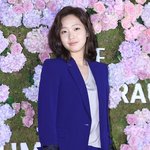 <b>청초</b>한 이미지 김고은 !  블루 수트입은 세련미~~ !