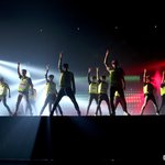[EXO] 리허설 형광<b>조끼</b>는 뭔뎈ㅋㅋㅋㅋ