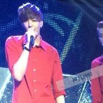 [EXO] 시발 크리스 눈빛으로 임신시킬듯