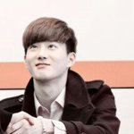 [EXO] 유일하게엑소팬싸에서손잡은사람(<b>사진O</b>)