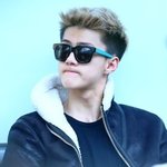[EXO] 슈카백 까는애 <b>동일인물</b> 맞음