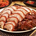 다양한 메뉴 구성이 좋은 족발체인점 원앤원 족발<b>중심</b> 방문기