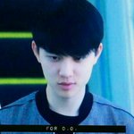 [도경수] 경수 <b>이발</b>하고나니깐 인물이훤하네