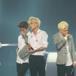 [EXO] 종인이 <b>기럭지</b>좀 보소..