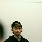[EXO] 첸은 피부 리프팅좀..