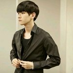 [EXO] 스엠에서올려준사진백현이검은<b>셔츠</b>