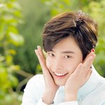 이종석, 새 스킨푸드 광고 화제...‘생기 피부’에 ‘꽃 미소’는...