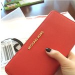 [<b>mk</b>질스튜] 마이클코어스지갑 vs 질스튜어트지갑 골라주세여 ㅠㅠ