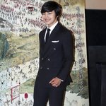 18살인데 엄청 <b>늠름</b>한 최근 여진구