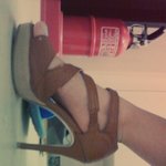 [EXO] 나 콘서트 갈 때 이정도 <b>굽</b>인 신발 신을 건데..