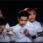 [EXO] 구<b>희수</b> 하트 만드는중