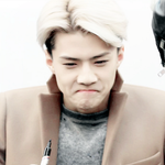 [EXO] 나 <b>알</b>바중인데 어떤부부좀설렜다