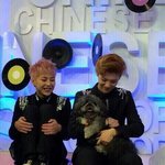 [시우민] 민석이짤<b>이새</b>로생겻어..미니잡았다