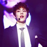 [시우민] 시우민 섹시짤 갑은 이거아님??