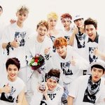 [EXO] 아융 <b>예쁘다</b>