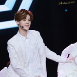 [EXO] 이사진 나만 야해보이니