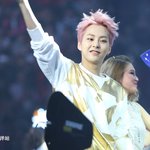 [시우민] <b>화사</b>한 시우민 보자