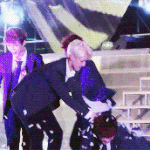 [EXO] 세훈이가 다른 멤버랑 루한 대하는 차이