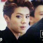 [EXO] 엑<b>솜</b>은 또 <b>이</b>시간에 한국 온다고 공항이네