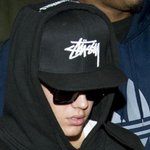 "중국팬들 사랑해" 야스쿠니 신사참배 해명한 저스틴 <b>비버</b>