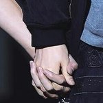 [EXO] 손 안잡으면 죽는 병 걸린듯