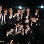 [EXO] 악개 어그로가 없으니 진짜 <b>평화</b>롭다